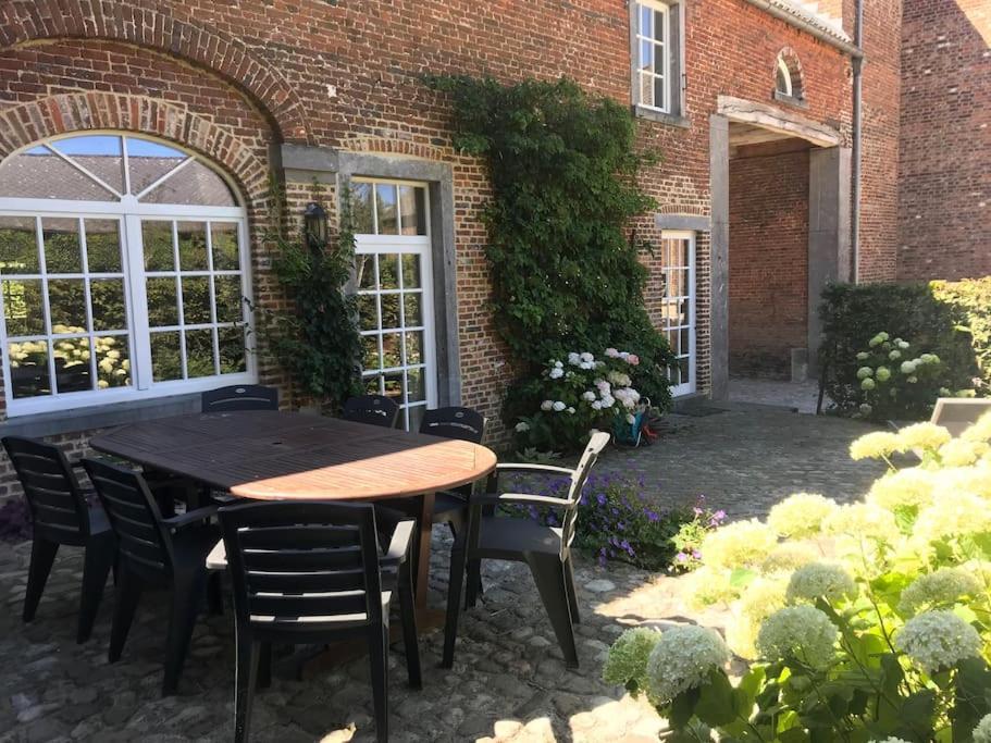 Le Cottage - Maison De 6 A 8 Personnes - La Ferme Du Try Frasnes-lez-Gosselies Dış mekan fotoğraf
