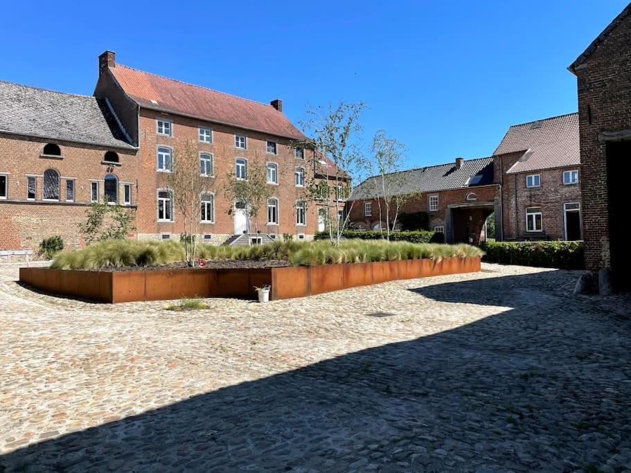 Le Cottage - Maison De 6 A 8 Personnes - La Ferme Du Try Frasnes-lez-Gosselies Dış mekan fotoğraf